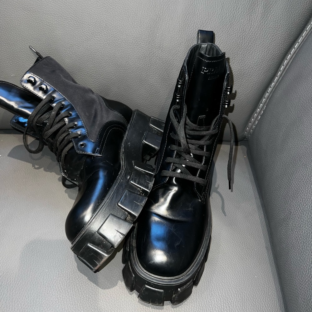 💯 Auth Prada combat boots size 10.5/ size 41 - Picture 3 of 7